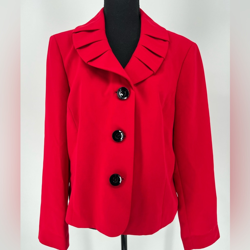 JONES STUDIO RED BLAZER‎ W/PLEATED COLLAR, FULLY LINED